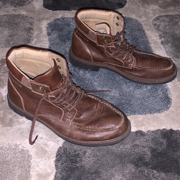 Brown hiking boots - Picture 2 of 3